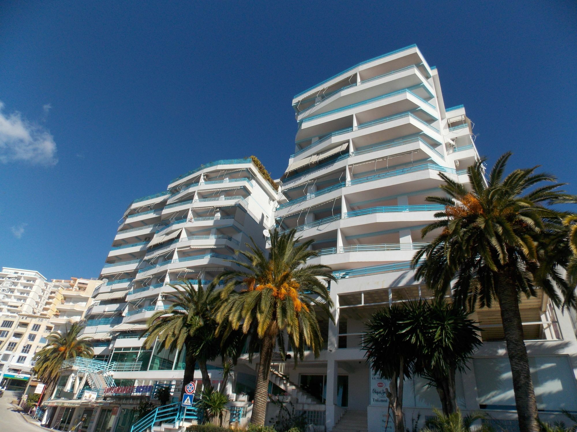 Hotel Serxho ساراندا المظهر الخارجي الصورة